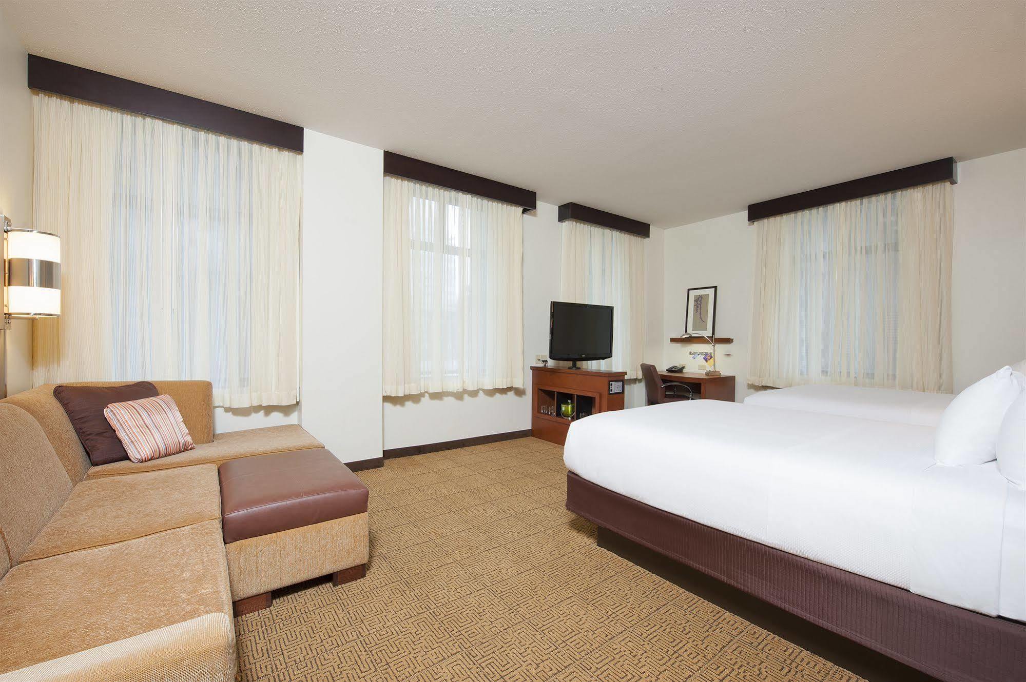 Hyatt Place Des Moines Downtown Kültér fotó