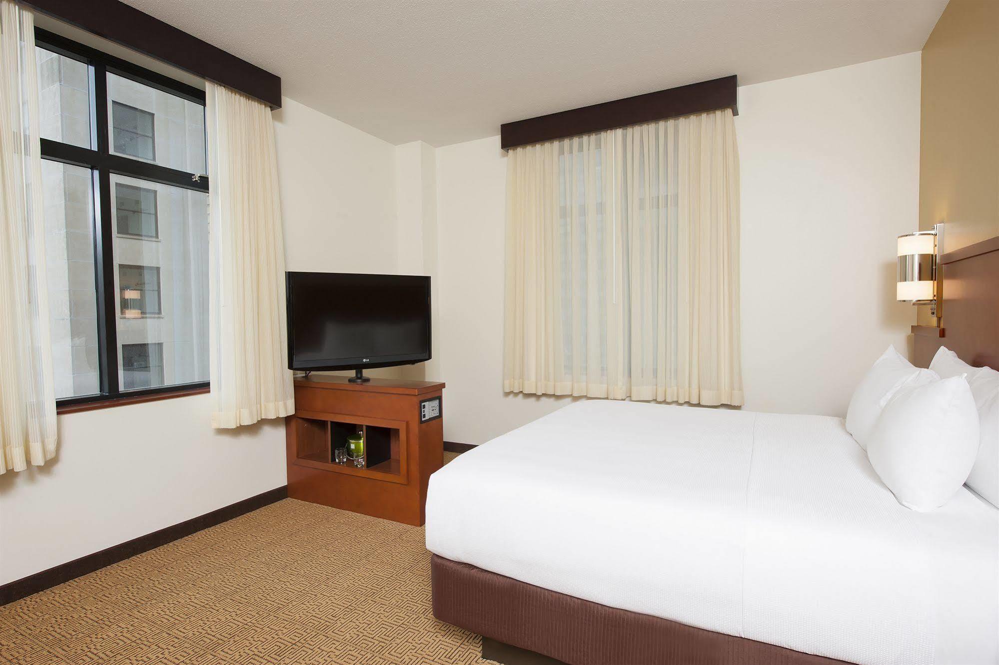 Hyatt Place Des Moines Downtown Kültér fotó